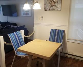 Set of 6 stacking patio chairs; plastic table