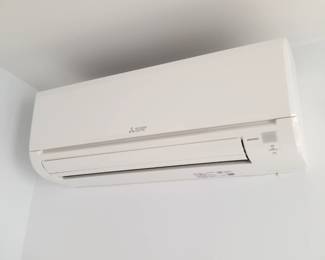 Mitsubishi ductless mini split HVAC system with 5 heads