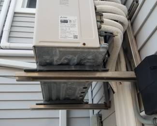 Mitsubishi ductless mini split HVAC system with 5 heads