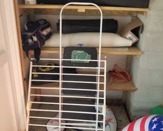 Drying rack; household supplies