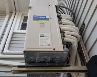 Mitsubishi ductless mini split HVAC system with 5 heads
