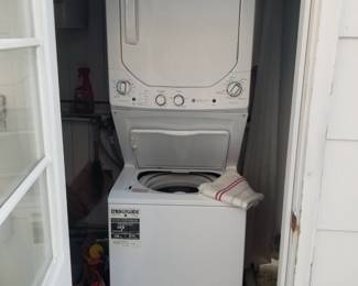 GE ELECTRIC washer/dryer combo