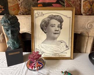 Decor, Pillows, Sculptures & More