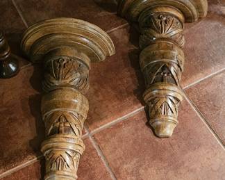 Pair hanging shelves