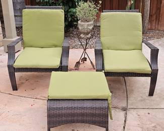 2 chairs with bench..1 chair broken