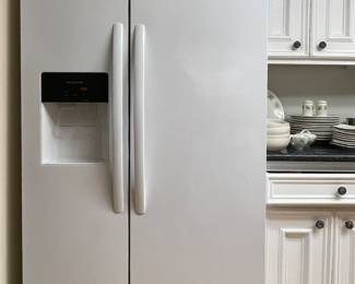 SIDE-BY-SIDE FRIGIDAIRE REFRIGERATOR