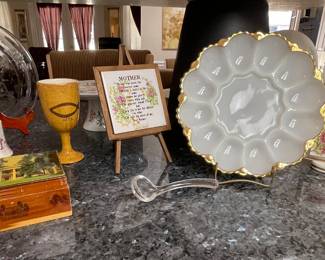 MILKGLASS DEVILED EGG PLATE