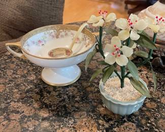 VINTAGE JADE GLASS FLORAL DECOR, ANTIQUE HANDLED DISH