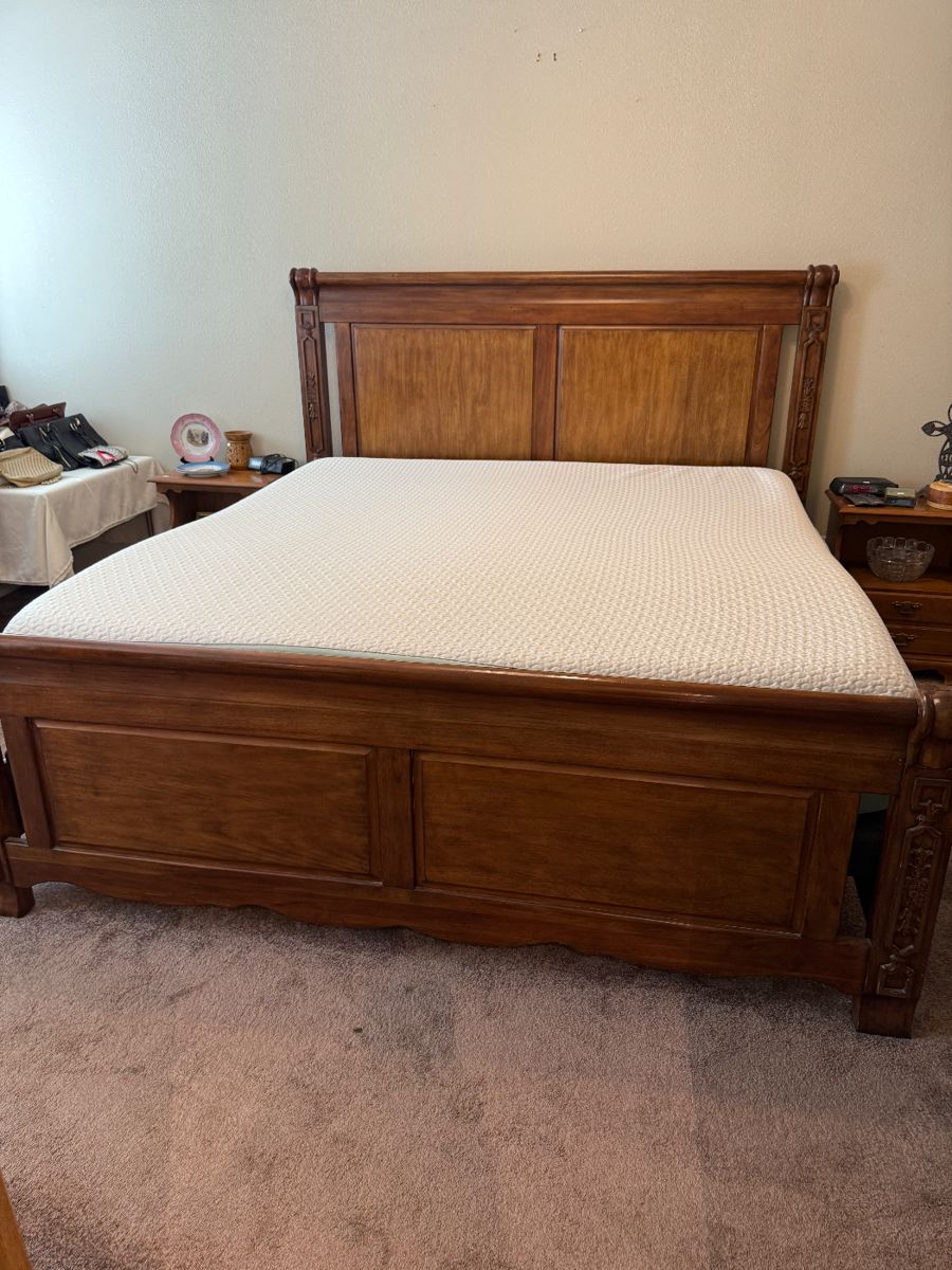 Tempur Pedic Probreeze Hybrid Dual Adjustable King Bed