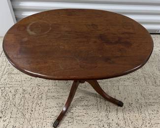 Antique Mahogany Oval Side Lamp Table