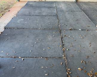 Rubber horse stall mats 