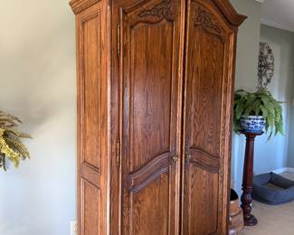 Pennsylvania House bedroom furniture. Sleep Number King Bed