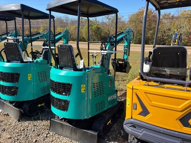 CFG INDUSTRIAL H15R Mini Excavator