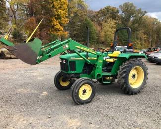 JOHN DEERE 5103 TRACTOR LOADER