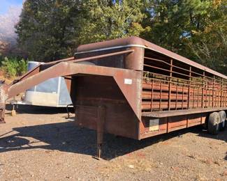 24 NECKOVER CATTLE TRAILER
