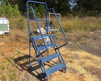 4 Step Portable Ladder