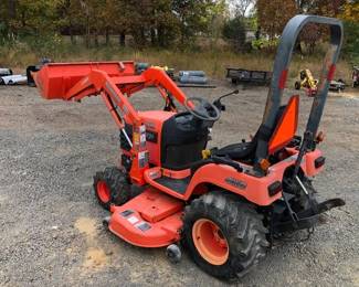 KUBOTA BX 2230 4x4 TRACTOR w LOADER MOWER