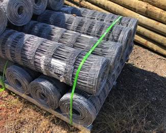 ROLL OF NET WIRE with FIELD FENCE