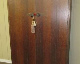 English Oak Wardrobe 