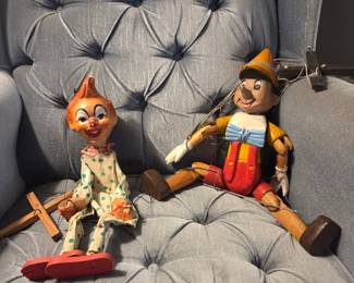 Marionettes