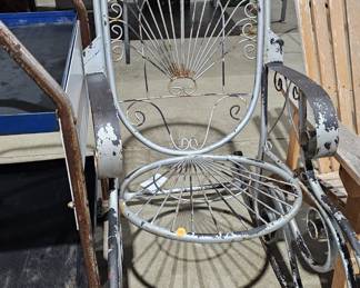 ROCKING CHAIR