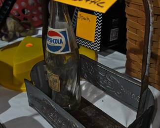 VINTAGE PEPSI COLA CARRIER AND BOTTLE