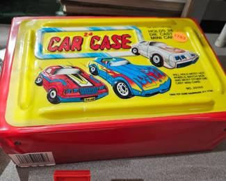 VINTAGE CAR CASE