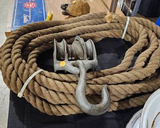 ROPE / PULLEY