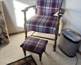 Vintage chair with matching Stool, just like new paper Shredder