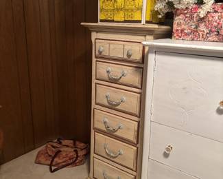 Nice six drawer Dresser