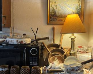 misc. artwork and kitchen items.