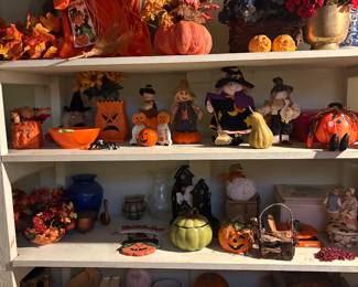 So many Halloween decorations