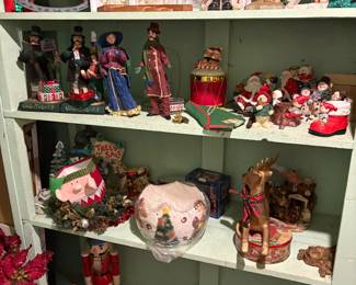So many unique Christmas decorations available 