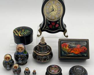 34 EuropaWindUpMantelClockNestingDollsandVariousKnickKnacks