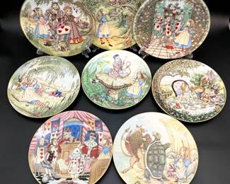 107 GorgesBoyerAliceinWonderlandSeriesCollectiblePlates