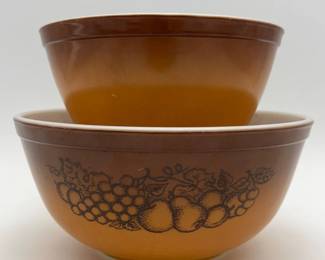 64 VintagePyrexBowls