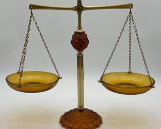 8 PrincessHouseAmberGlassScalesofJustice