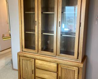 55 BassettOakTwoPieceChinaCabinet