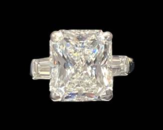 6.97 ctw Radiant Cut Diamond Ring