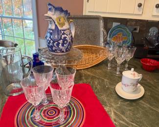 Stemare, Chicken Pitcher