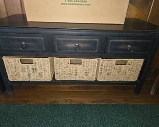 Entry Bench, Storage Bench