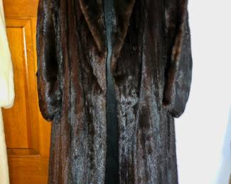 Fur Coat, Mink Coat, Black Mink, Size M - L