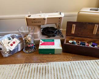 Vintage Singer Sewing machine, vintage buttons and spool box 