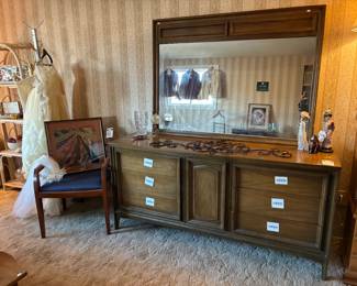 Lladro Chrysanthemum Figurine