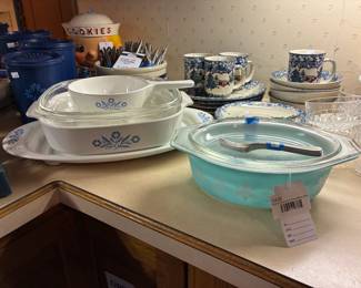 Pyrex Turquoise Snowflake Dish