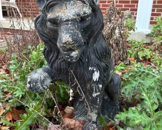 Outdoor Cement Lion 