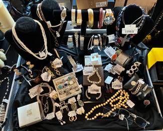 14k Herringbone Chain (B), 14k Circles Necklace, 14k Bar Link Bracelet, 18k Chain Link Bracelet, 14k White Gold Greek Key Cuff