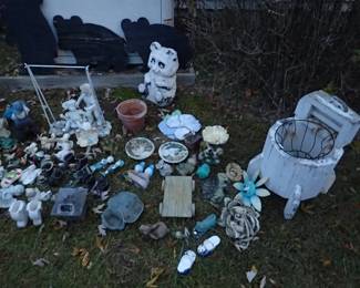 More Last Minute Yard Art.