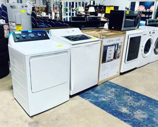 Washers & Dryers, Vanity's, Water Heaters & Microwave Oven Orlando Estate Auction