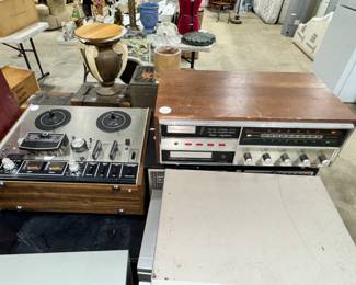 Vintage Stereo Equipment Orlando Estate Auction